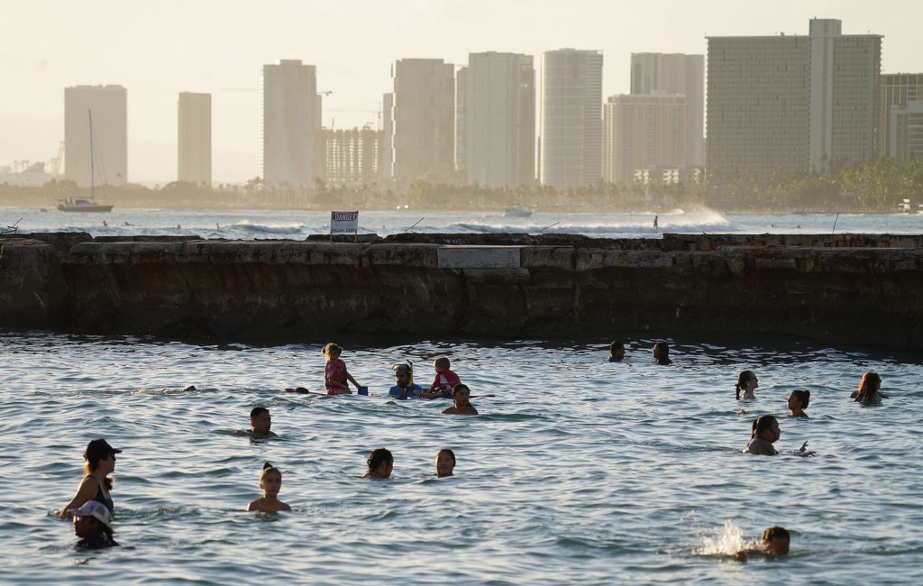 A Different Model For Hawaii Tourism Based On Community